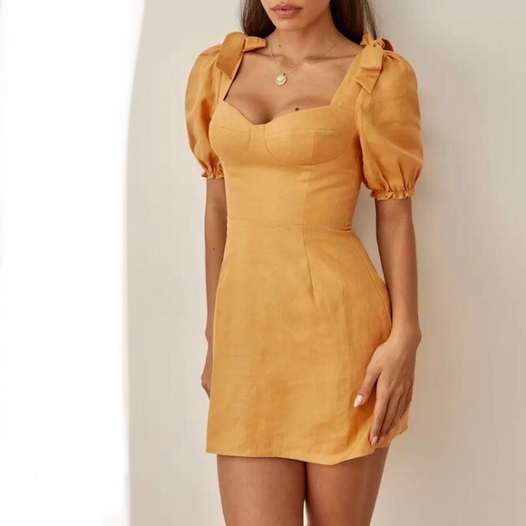 NWT Reformation Spring Bow Sleeve Dress - Picture 2 of 8